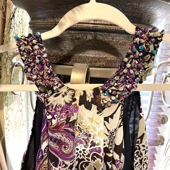 Dress - Picture 5 of 9